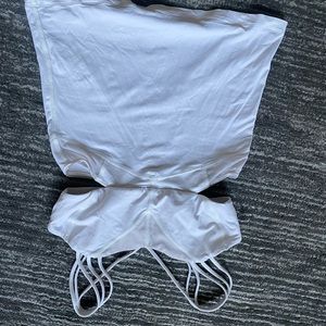 White cute cut out lulu top